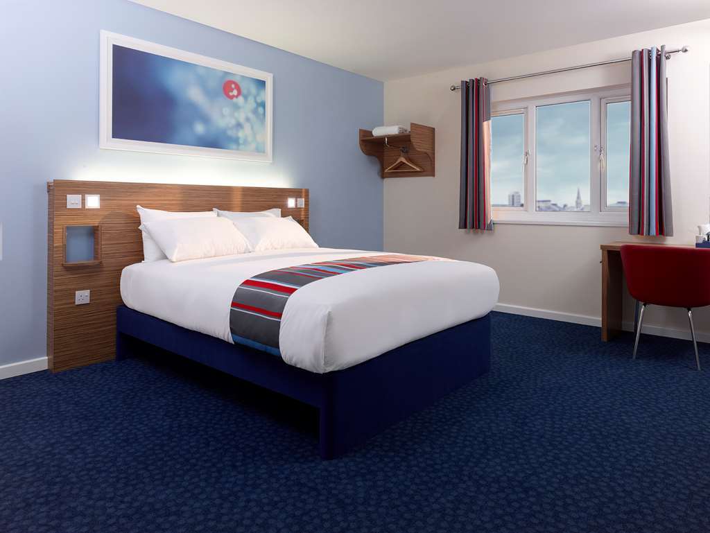 Travelodge Barnsley Quarto foto